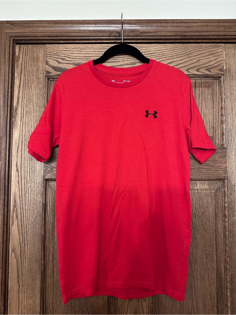 Under Armour Red Short Sleeve Crew Neck Tee with Black Logo